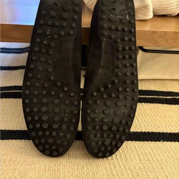 Tod's Classic Black Suede Loafers - Picture 4 of 5